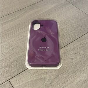 Apple iPhone 17 Silicone Case in Deep Purple